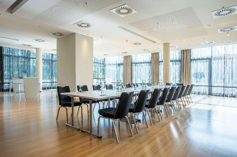 Radisson Blu Hotel, Hamburg - Toplantı