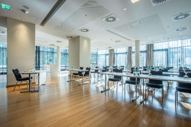 Radisson Blu Hotel, Hamburg - Toplantı