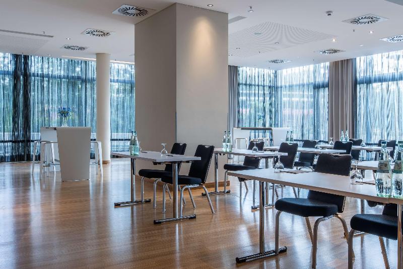 Radisson Blu Hotel, Hamburg - Toplantı