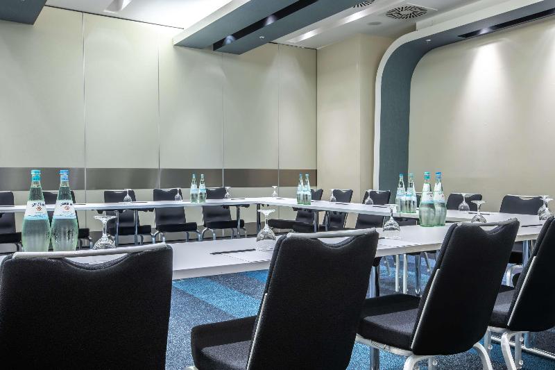 Radisson Blu Hotel, Hamburg - Toplantı