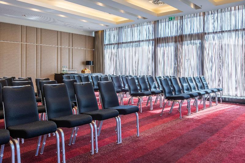 Radisson Blu Hotel, Hamburg - Toplantı