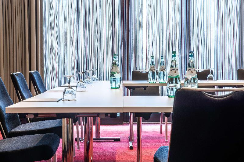 Radisson Blu Hotel, Hamburg - Toplantı