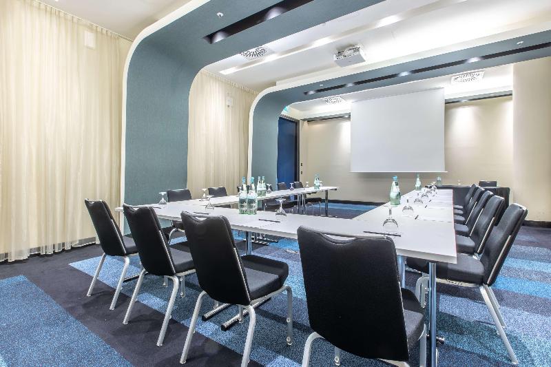 Radisson Blu Hotel, Hamburg - Toplantı