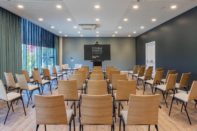 Four Points by Sheraton Panoramahaus Dornbirn - Toplantı