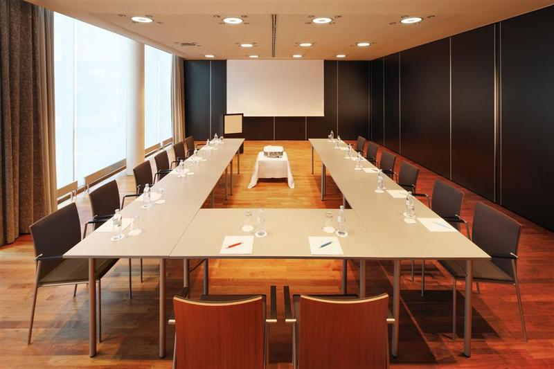 Four Points by Sheraton Panoramahaus Dornbirn - Genel
