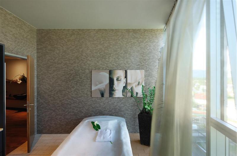 Four Points by Sheraton Panoramahaus Dornbirn - Genel