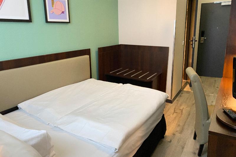 Garner Hotel Hamburg - Graf Moltke - Oda