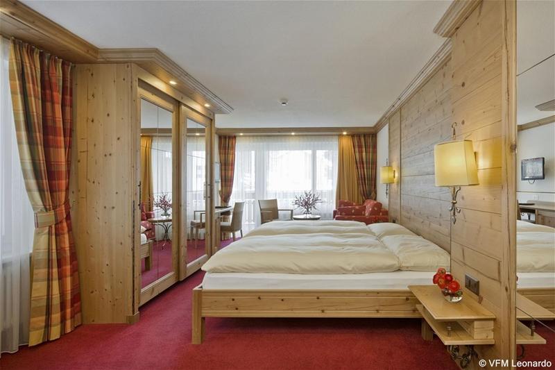 Hotel Holiday Zermatt - Genel