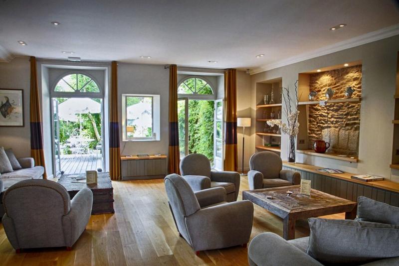 Hôtel Le D'Avaugour - Logis - Lobi