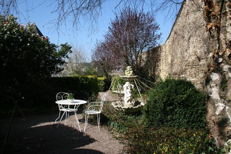 Hôtel Le D'Avaugour - Logis - Genel