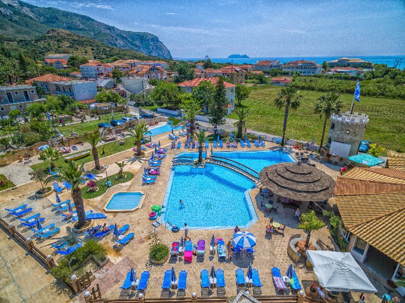 Antonis Apartments Pool Bar - Genel