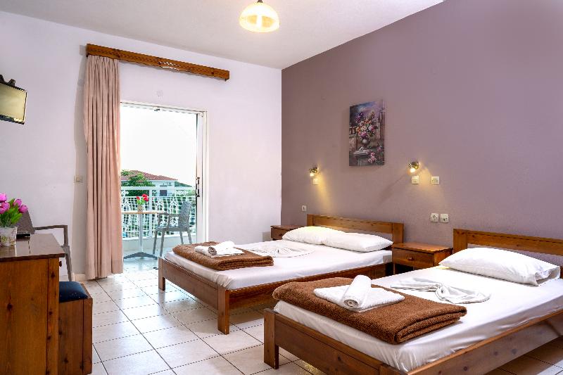 Antonis Apartments Pool Bar - Oda