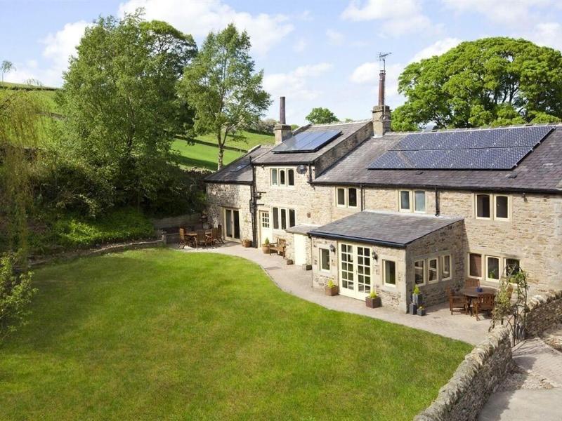 Throstle Nest Farm - Genel