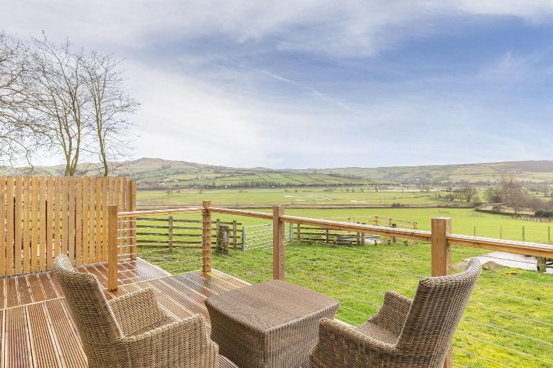 Throstle Nest Farm - Oda