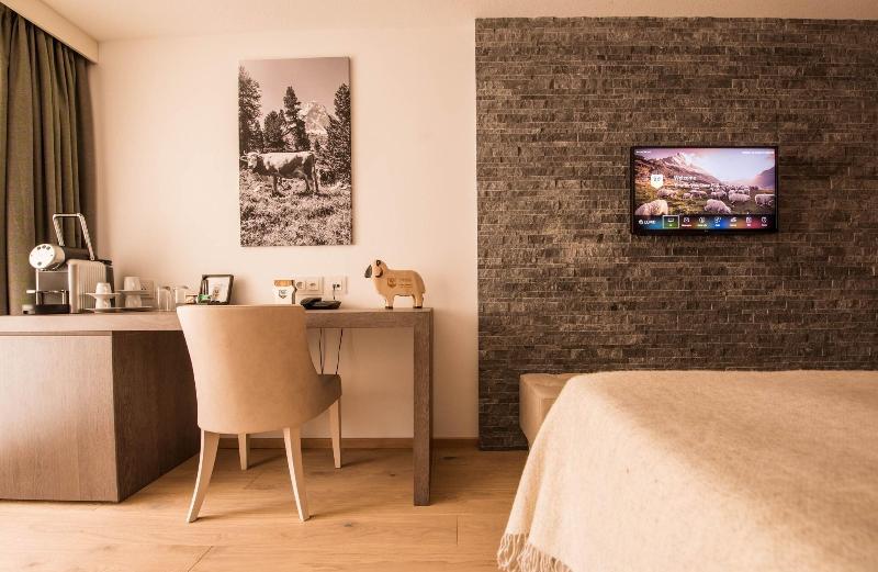 Hotel Daniela Zermatt - Oda