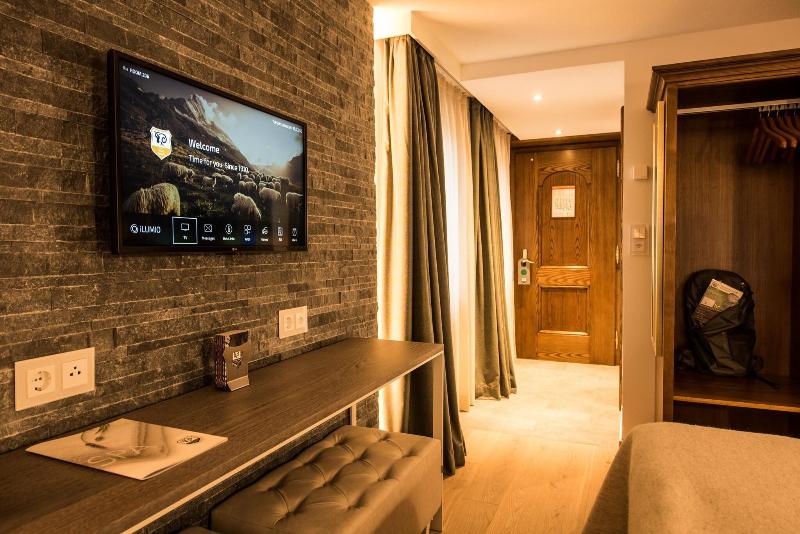 Hotel Daniela Zermatt - Oda