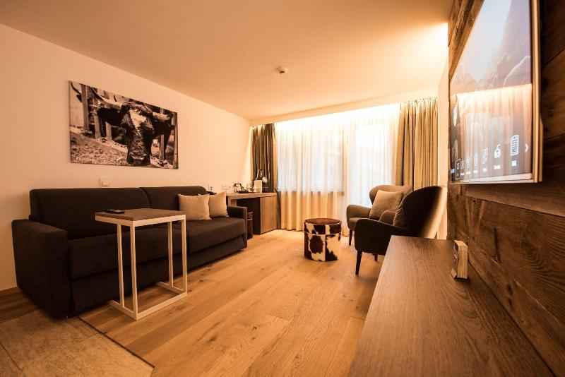 Hotel Daniela Zermatt - Oda