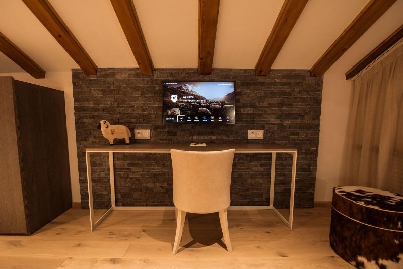 Hotel Daniela Zermatt - Oda