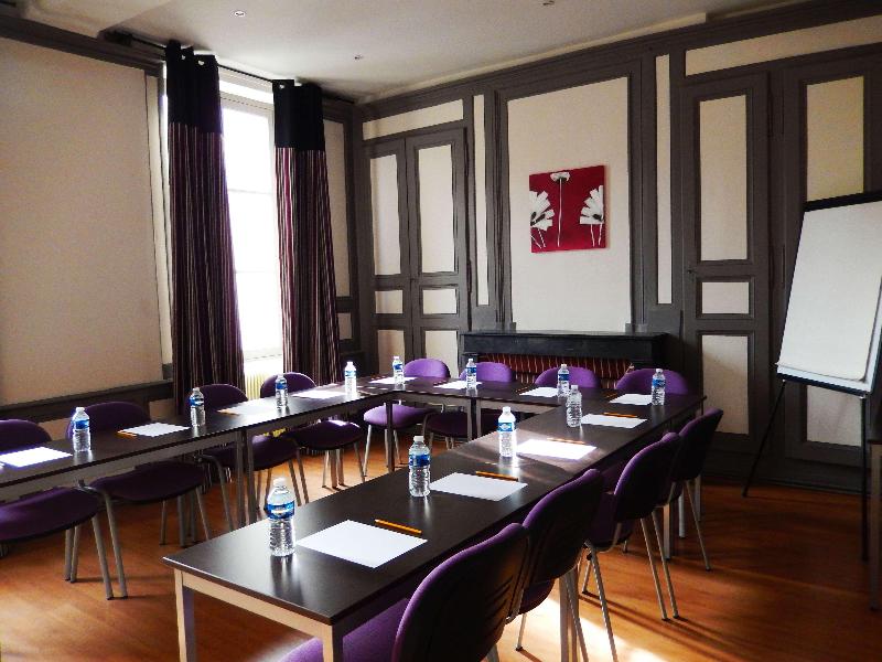 Kyriad Chalon Sur Saone Centr - Toplantı