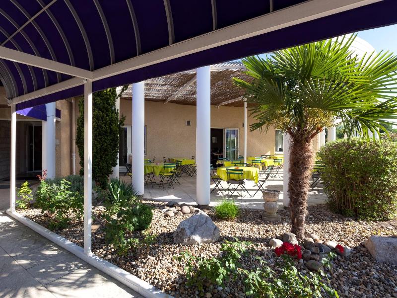 Carline Hotel - Teras