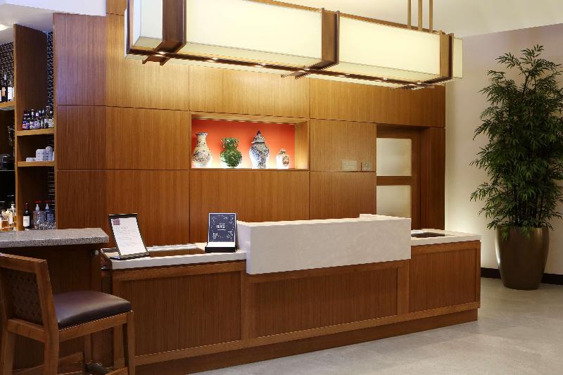 Hyatt Place Flushing/Laguardia Airport - Lobi