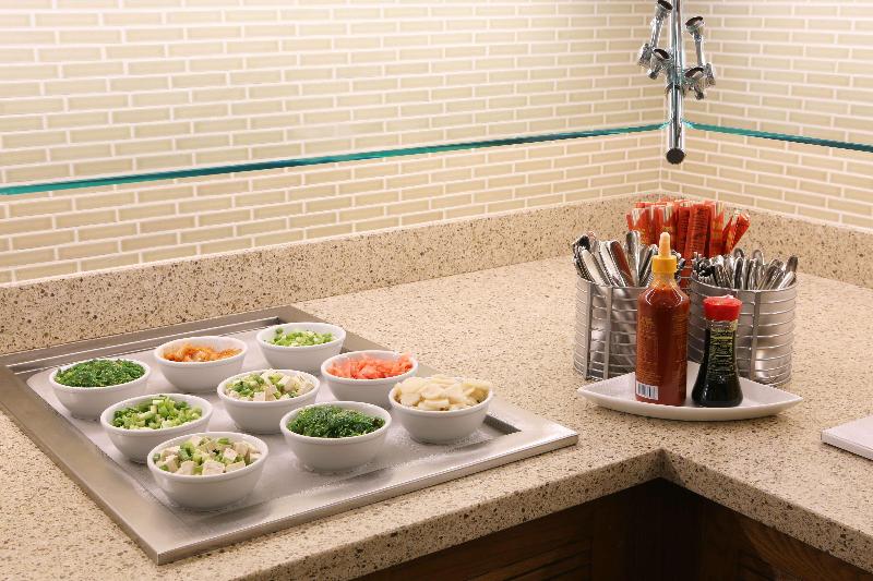 Hyatt Place Flushing/Laguardia Airport - Restoran