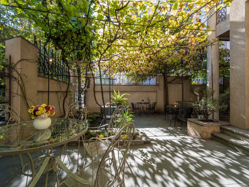 Iliani Hotel - Genel