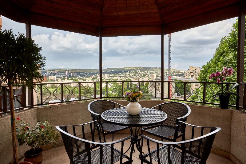 Iliani Hotel - Teras