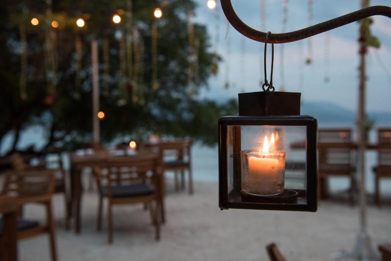Pondok Santi Estate - Bar