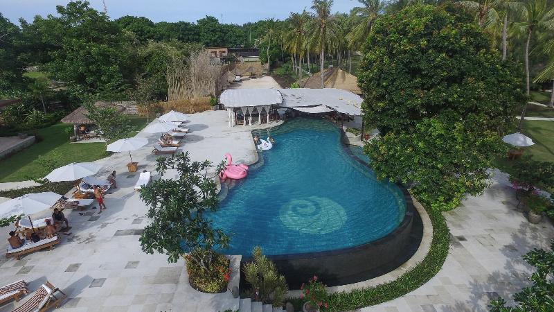 Pondok Santi Estate - Havuz