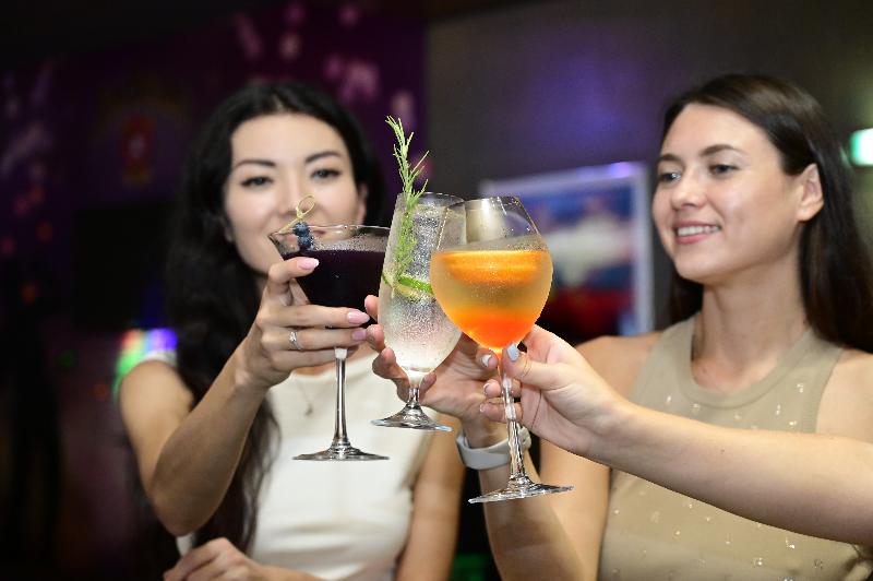 Aparthotel Adagio Fujairah - Bar