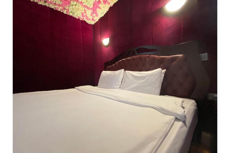 Baylis House Hotel - Genel