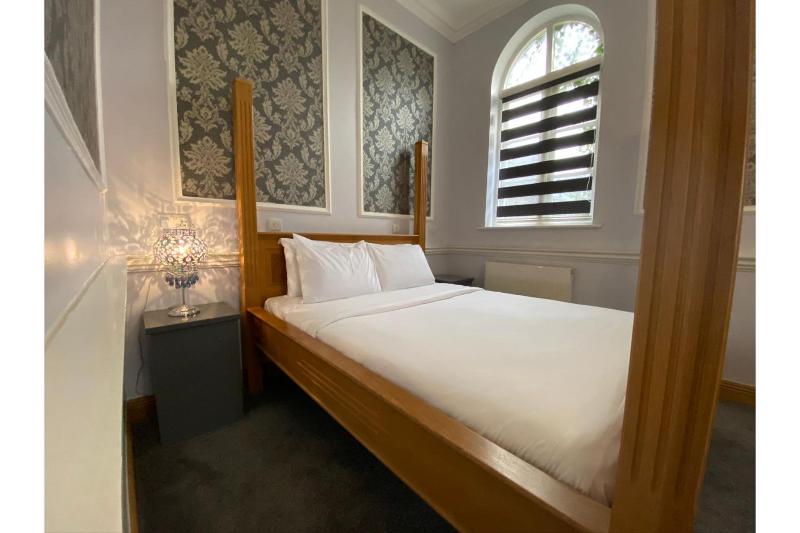 Baylis House Hotel - Genel