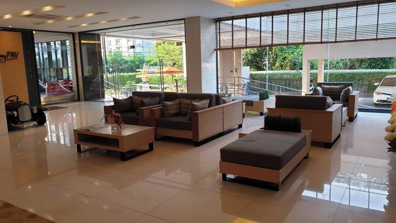 Parinda Hotel - Lobi