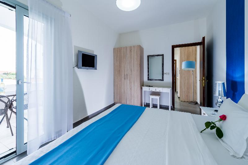 Angela Studios Apartments - Oda