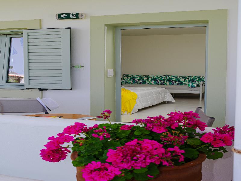 Angela Studios Apartments - Teras