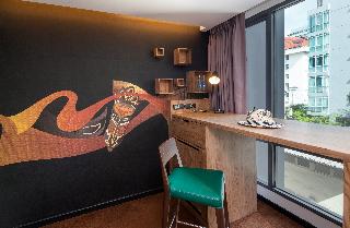 RakYim Siam - Sukhumvit 15 fotoÄŸrafÄ±