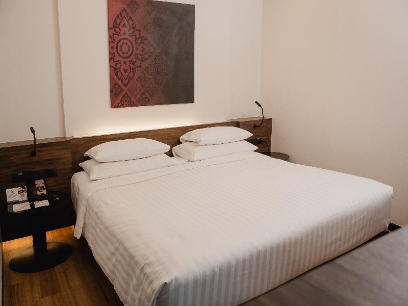 RakYim Siam - Sukhumvit 15 - Oda