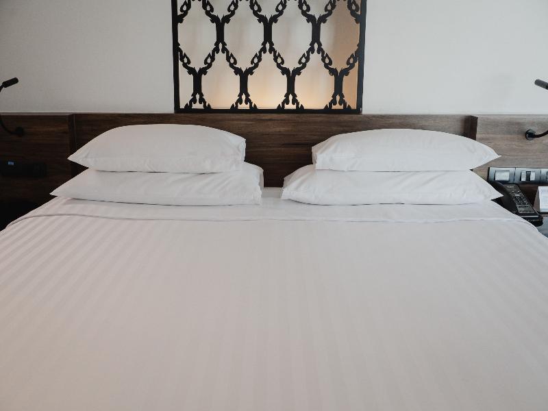 RakYim Siam - Sukhumvit 15 - Oda