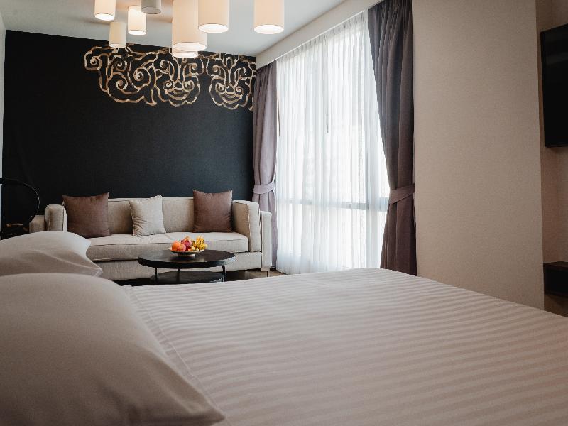 RakYim Siam - Sukhumvit 15 - Oda