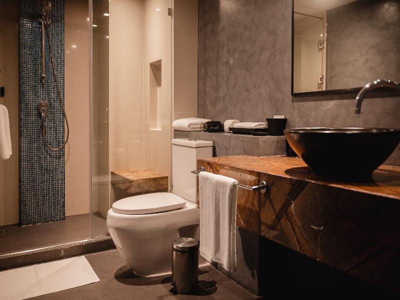 RakYim Siam - Sukhumvit 15 - Oda