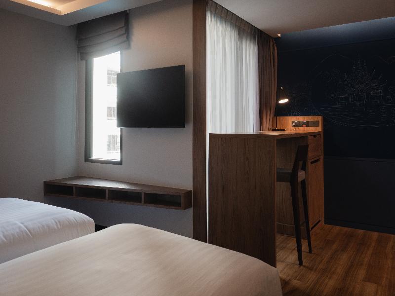 RakYim Siam - Sukhumvit 15 - Oda