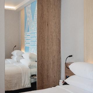 RakYim Siam - Sukhumvit 15 fotoÄŸrafÄ±