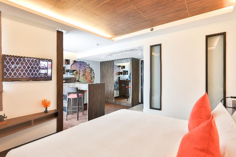 RakYim Siam - Sukhumvit 15 - Oda