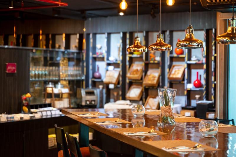 RakYim Siam - Sukhumvit 15 - Restoran