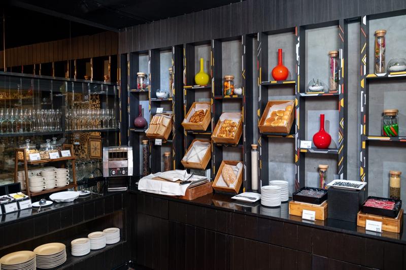 RakYim Siam - Sukhumvit 15 - Restoran