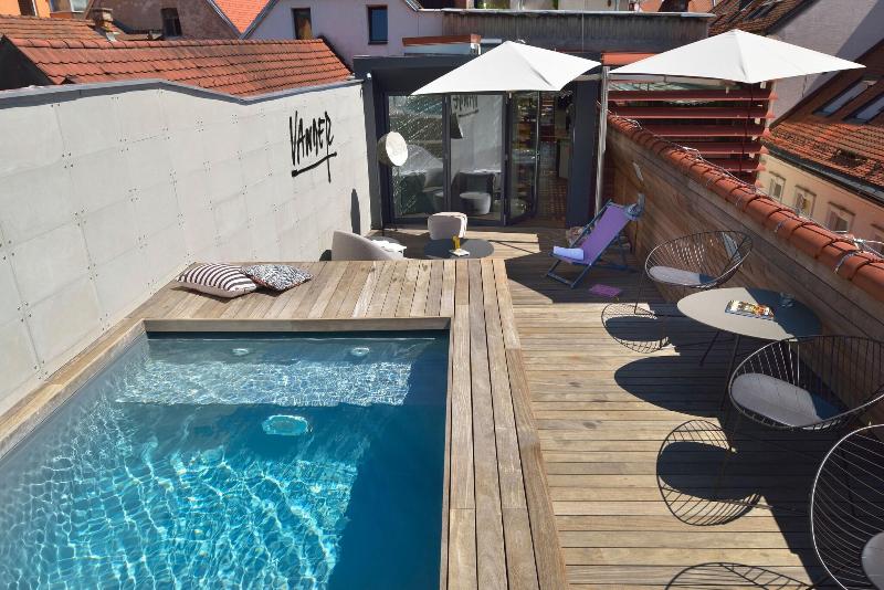 Vander Urbani Resort - Bar