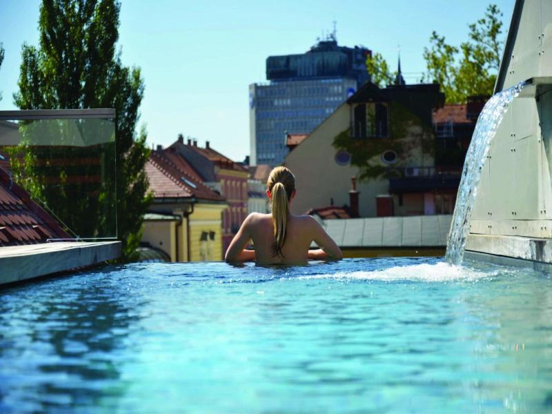 Vander Urbani Resort - Havuz