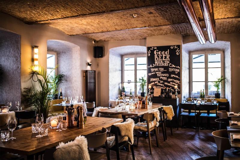 Vander Urbani Resort - Restoran