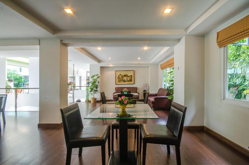 The Platinum Suite Bangkok - Genel